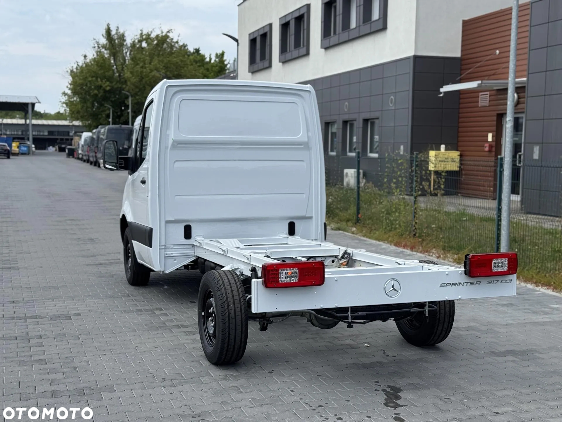 Mercedes-Benz Sprinter - 5