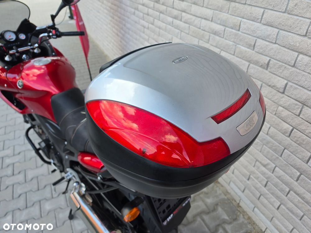 Yamaha TDM - 8