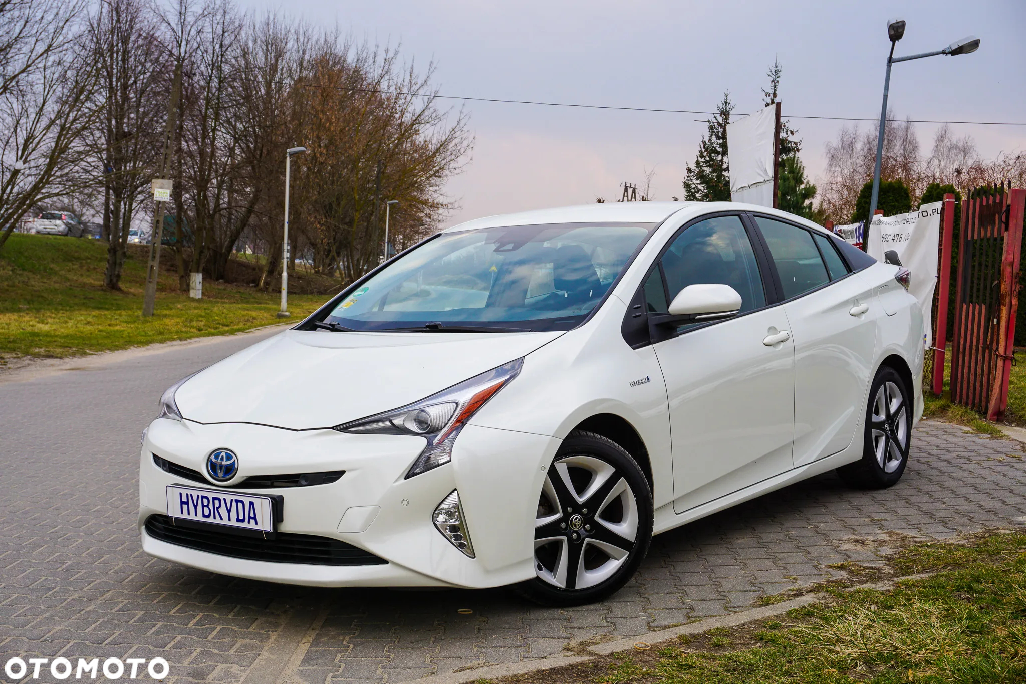 Toyota Prius 1.8 Hybrid Executive - 2