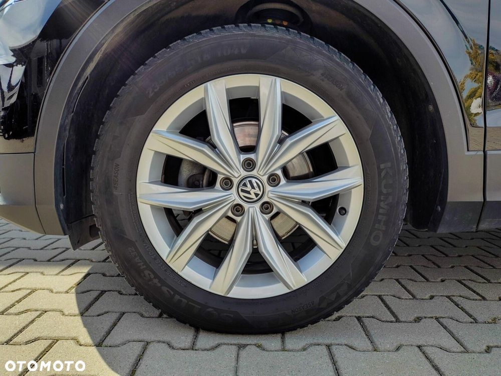 Volkswagen Tiguan - 34