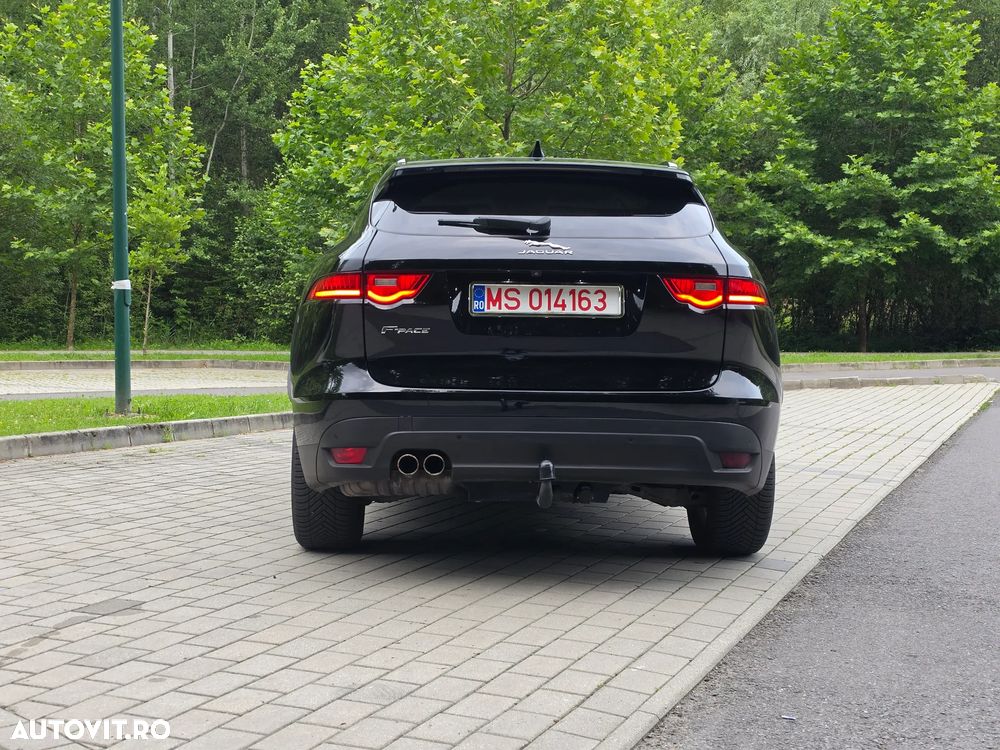 Jaguar F-Pace 20d AWD Aut. Prestige - 24