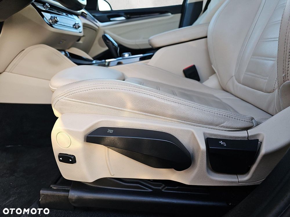 BMW X4 - 25