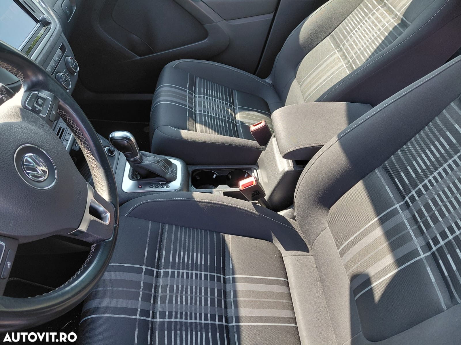 Volkswagen Tiguan 1.4 TSI DSG BlueMotion Technology Lounge Sport & Style - 6