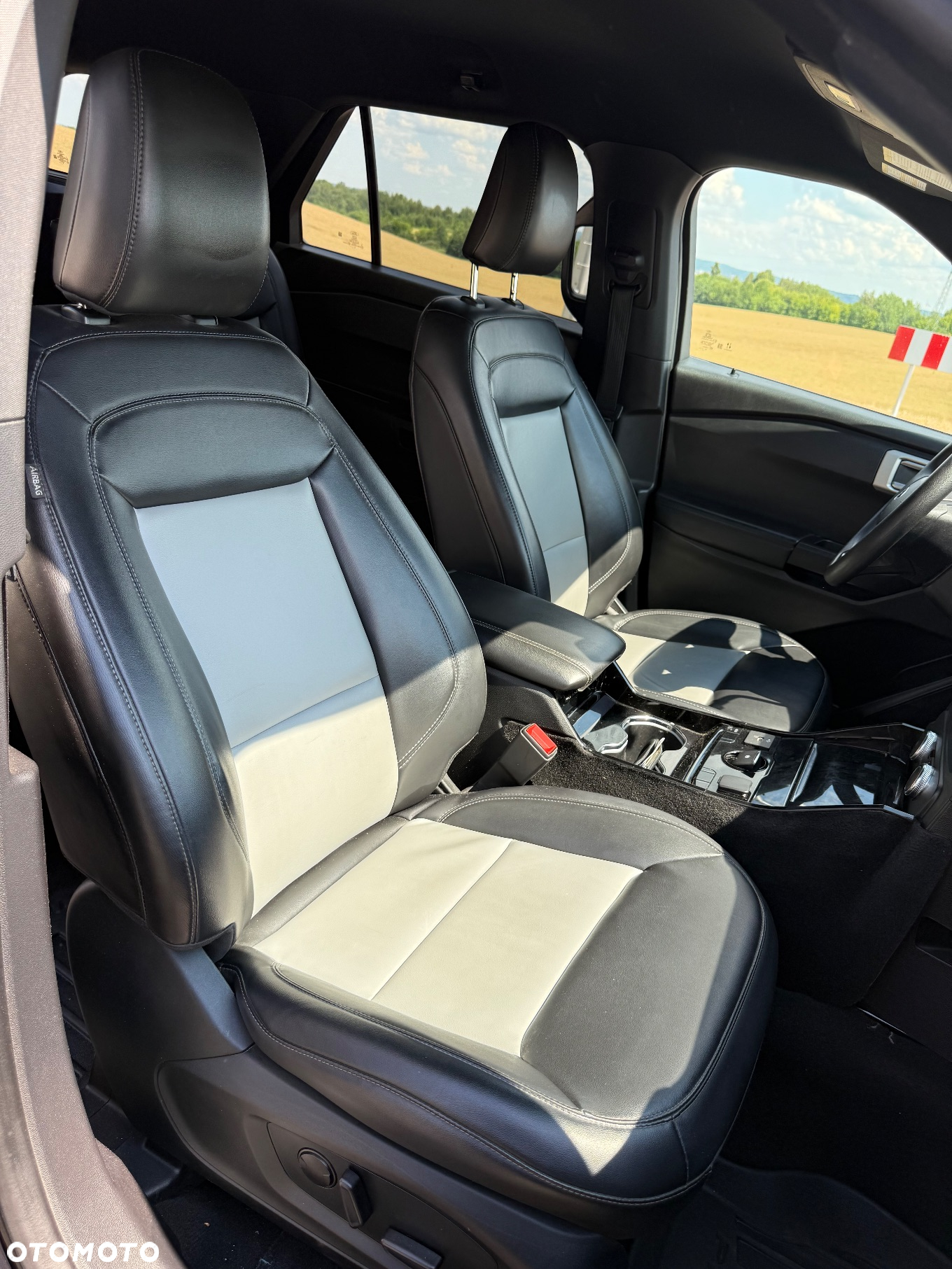 Ford Explorer EcoBoost Plug-in Hybrid ST-LINE - 7