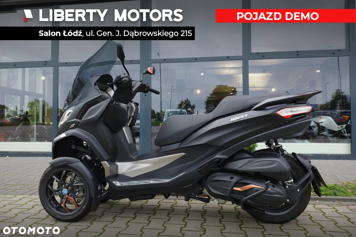 Piaggio MP-3 - 5