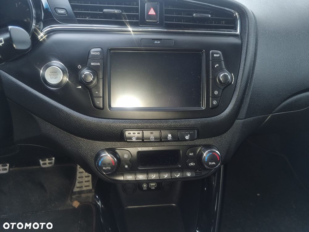 Kia Ceed 1.6 T-GDI GT - 9