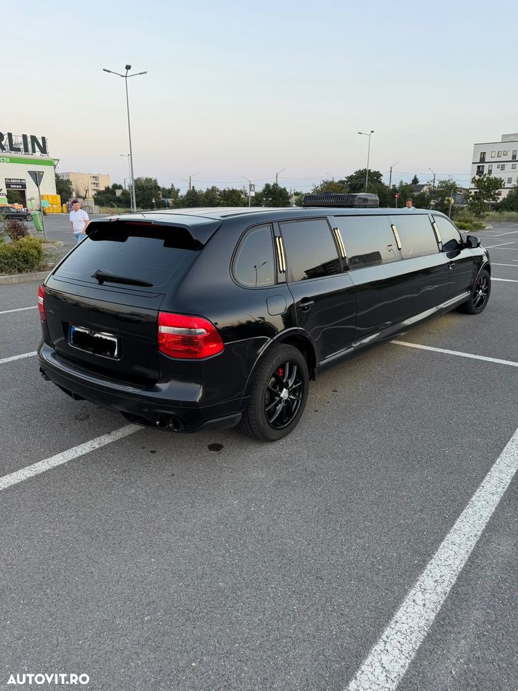 Porsche Cayenne S - 4