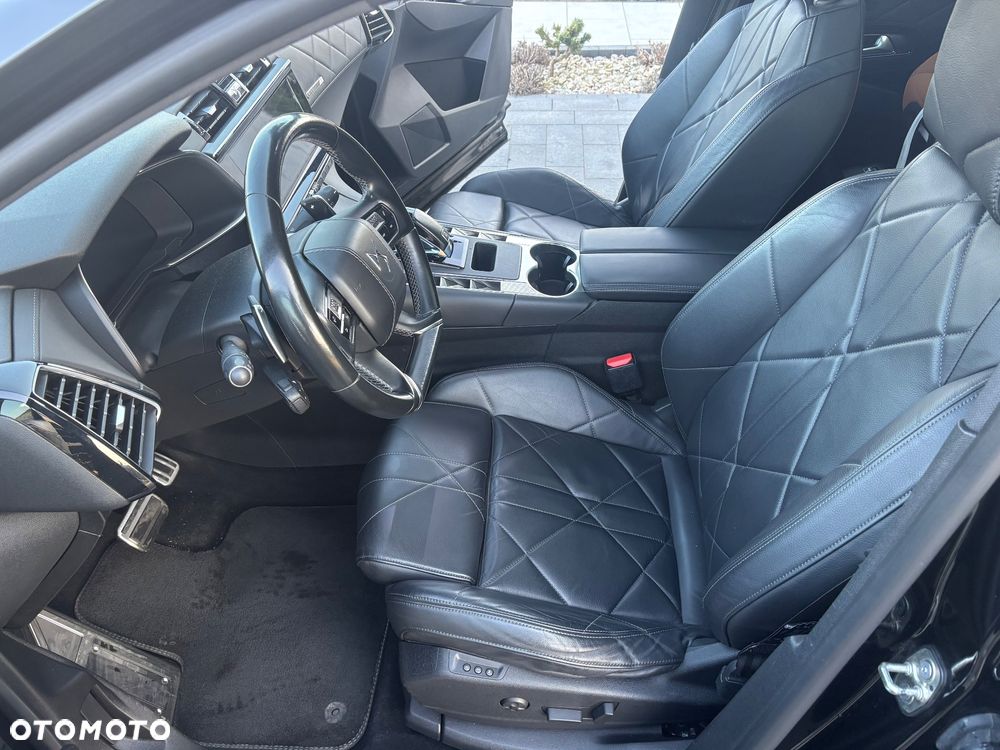 DS Automobiles DS 7 Crossback - 15