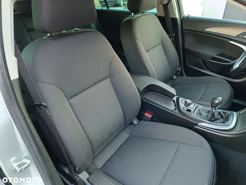 Opel Insignia 1.6 Turbo Design Edition - 14