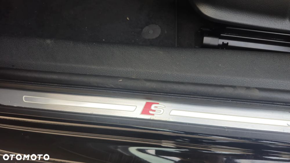 Audi A4 Avant 2.0 TDI sport - 19