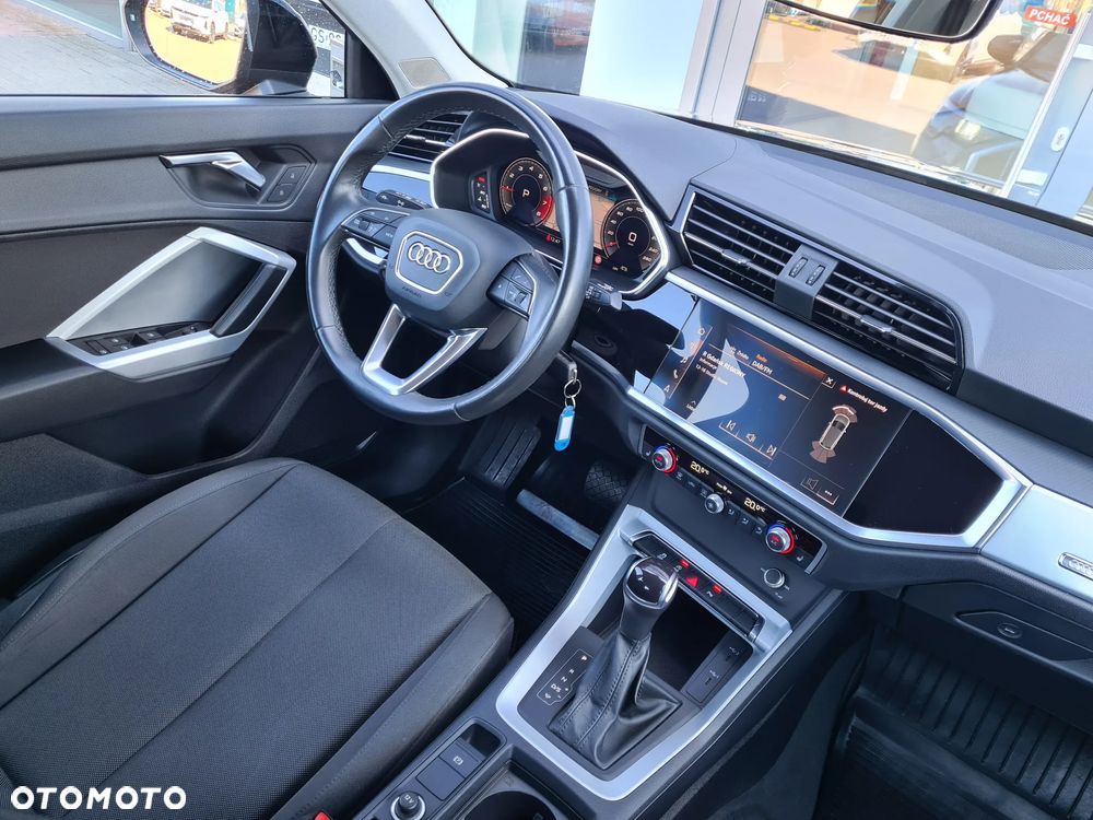 Audi Q3 35 TFSI S tronic - 16