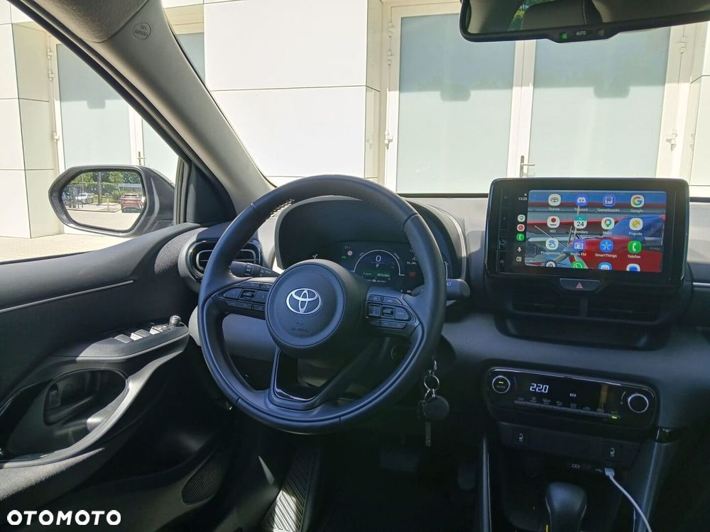 Toyota Yaris 2025 photo 5
