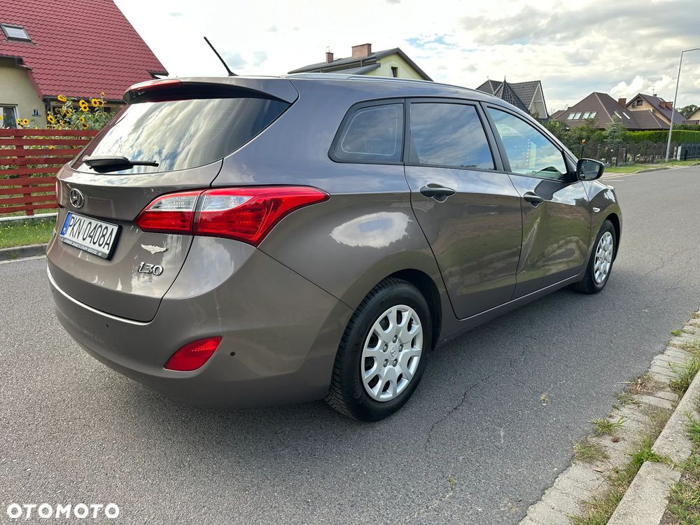 Hyundai i30 i30cw 1.4 Advantage - 2