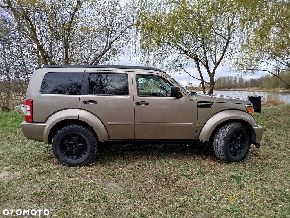 Dodge Nitro - 39