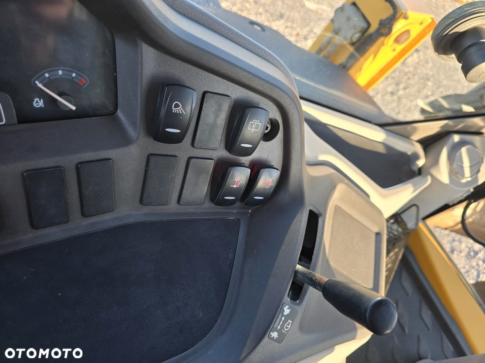 Volvo BL71B - 17