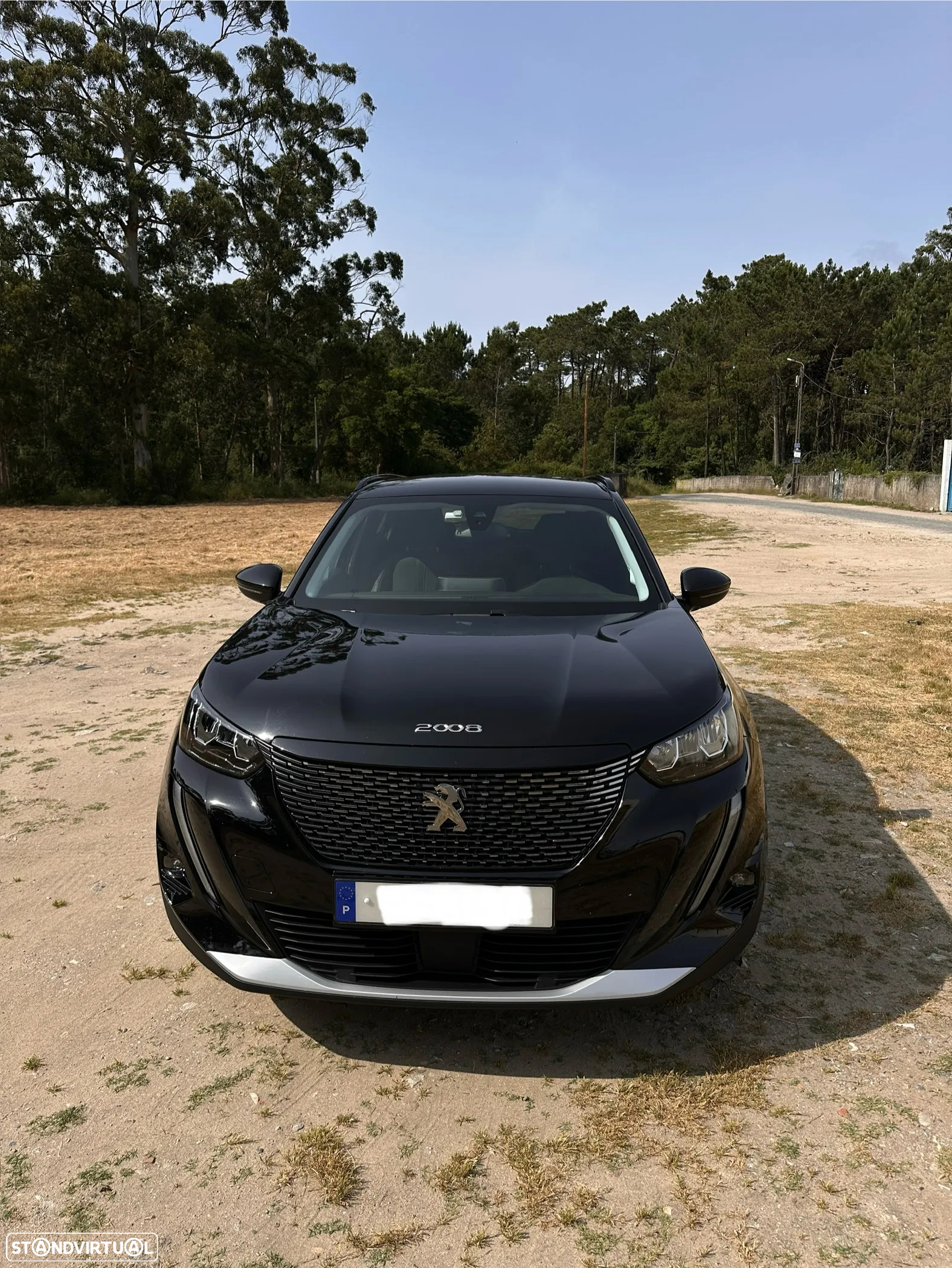 Peugeot 2008 1.2 PureTech Allure - 4