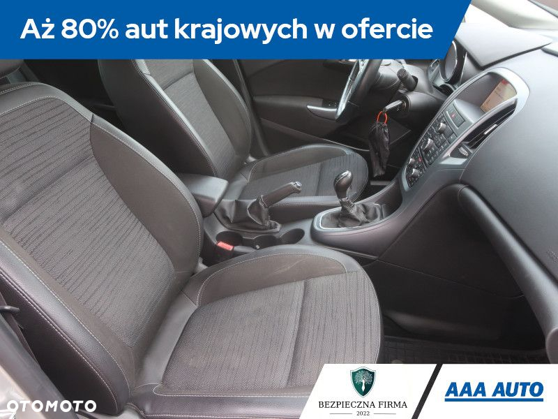 Opel Astra - 10