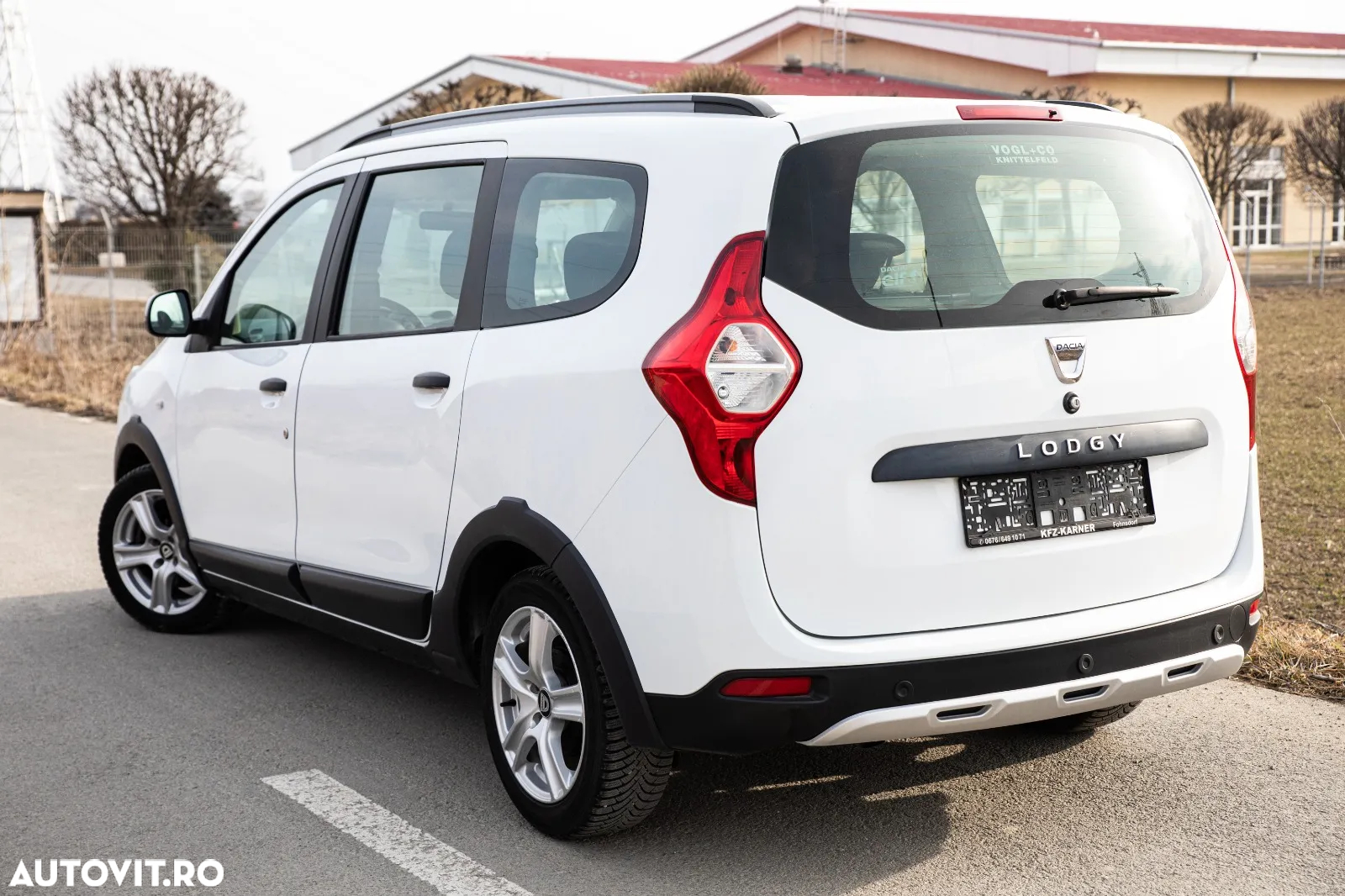 Dacia Lodgy 1.5 dCi 109 CP Stepway - 4