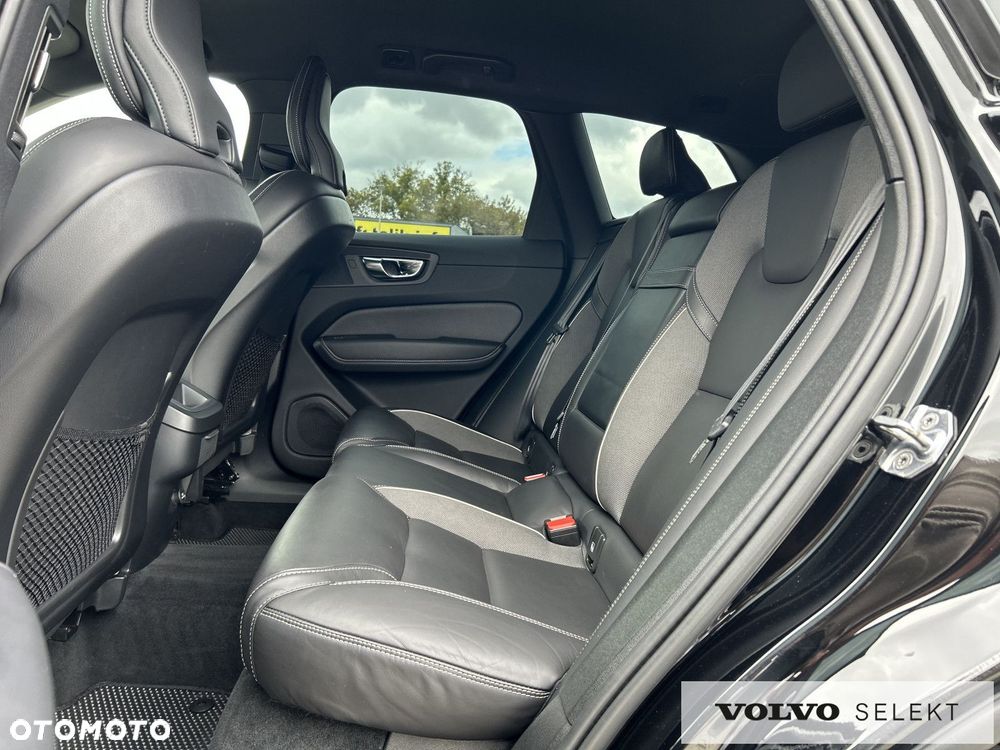Volvo XC 60 - 28