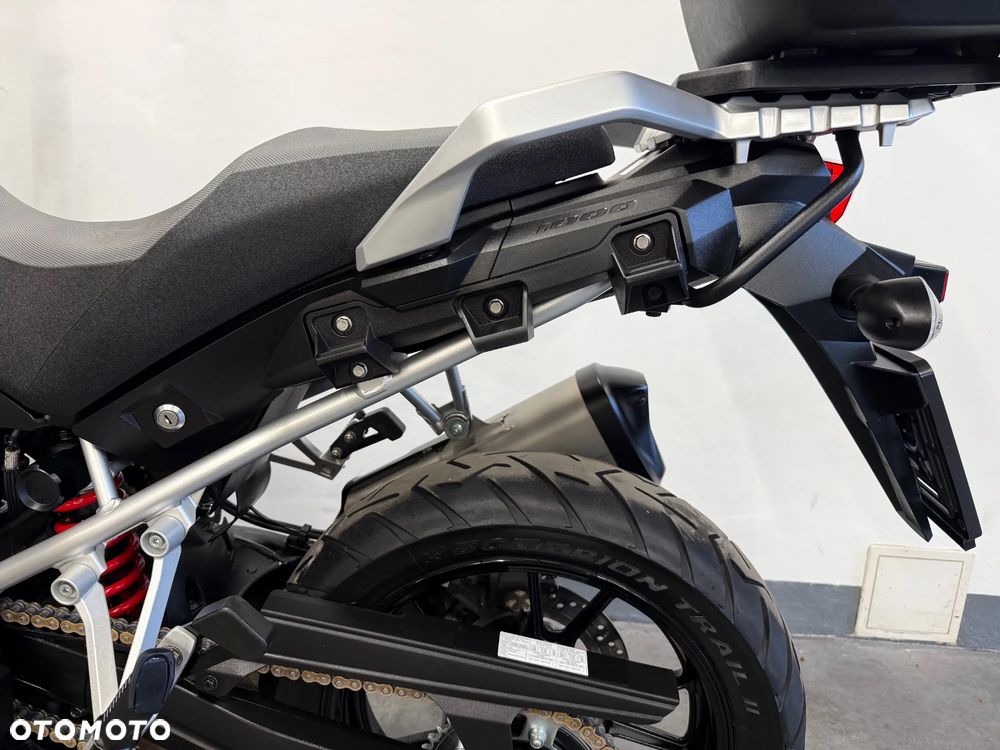Suzuki V-STROM - 28
