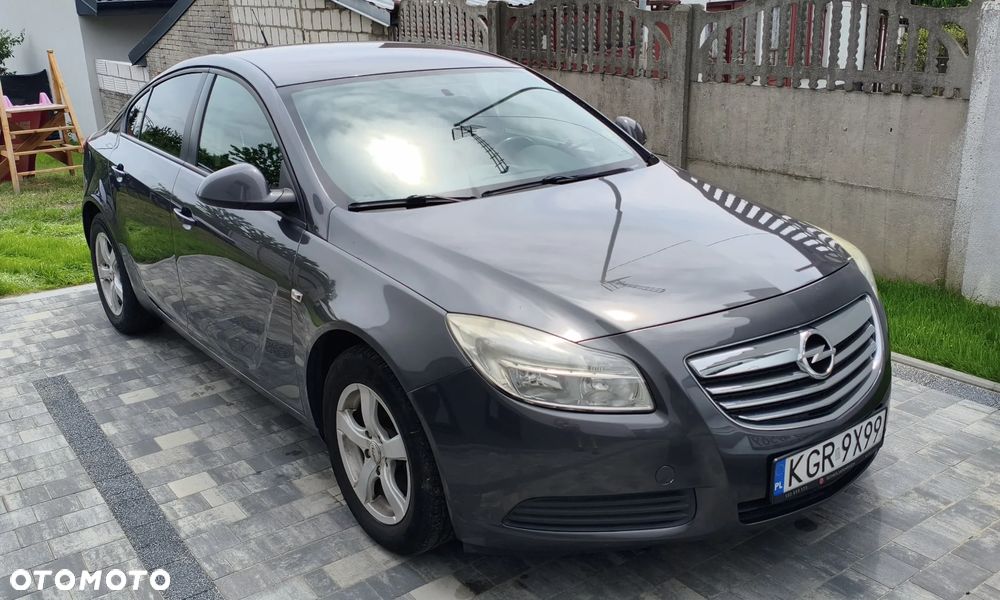 Opel Insignia 1.8 - 2
