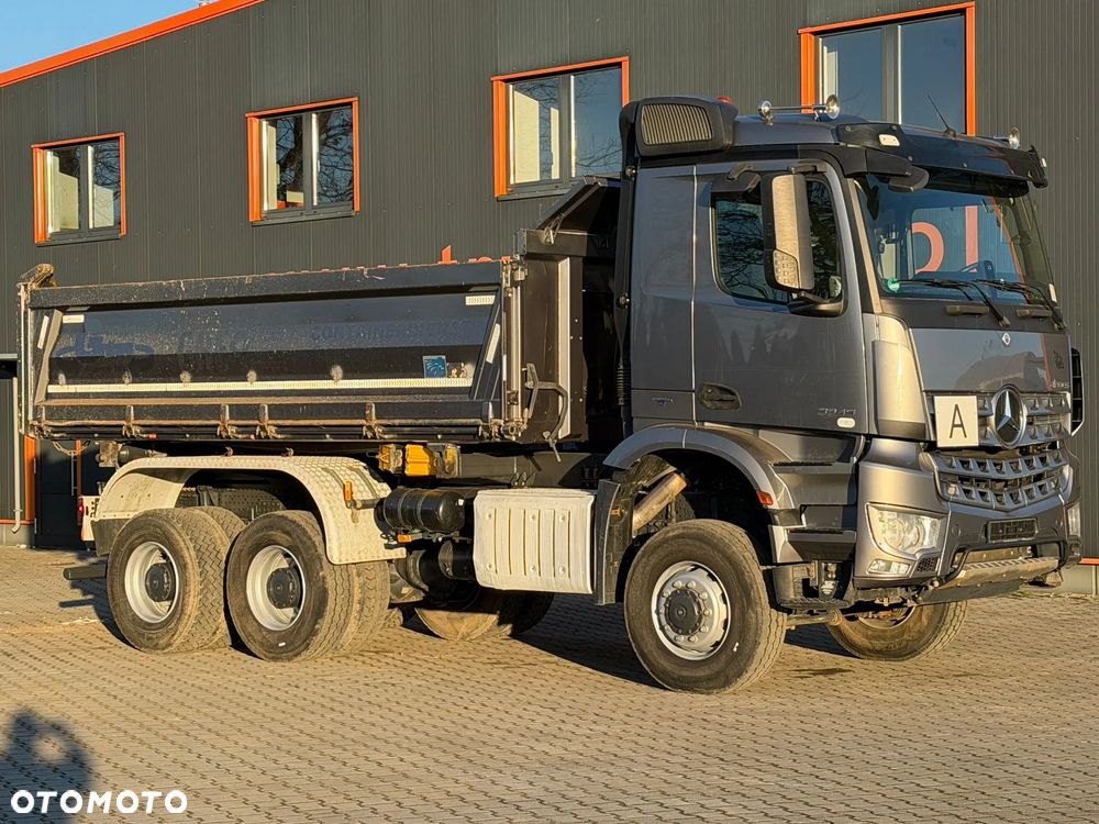 Mercedes-Benz AROCS 3345 6x6 WYWROTKA TRÓJSTRONNA Z BORDMATIKIEM - 3