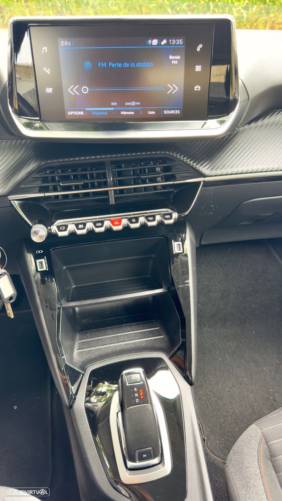 Peugeot 2008 PureTech 110 GPF Stop&Start EAT6 Active - 13