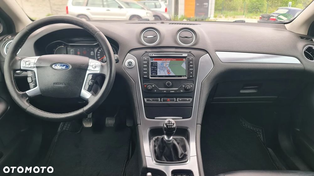 Ford Mondeo 2.0 TDCi Business Edition - 25