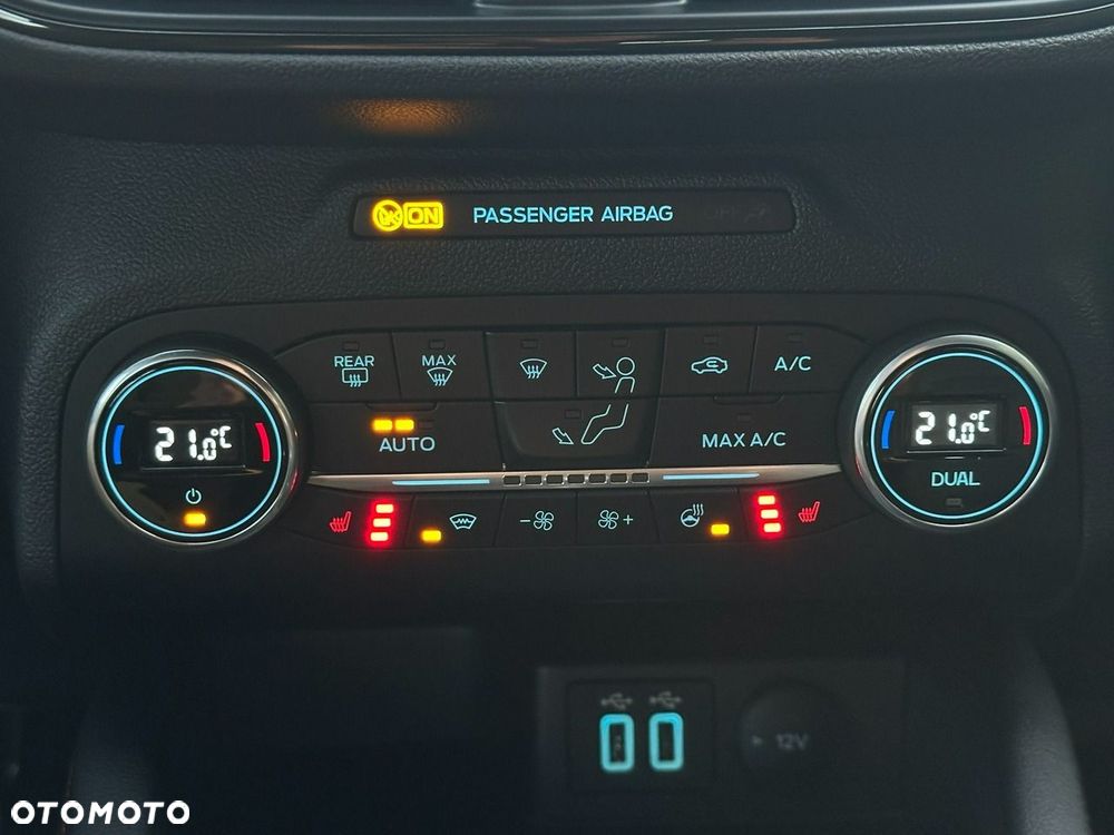 Ford Kuga - 34