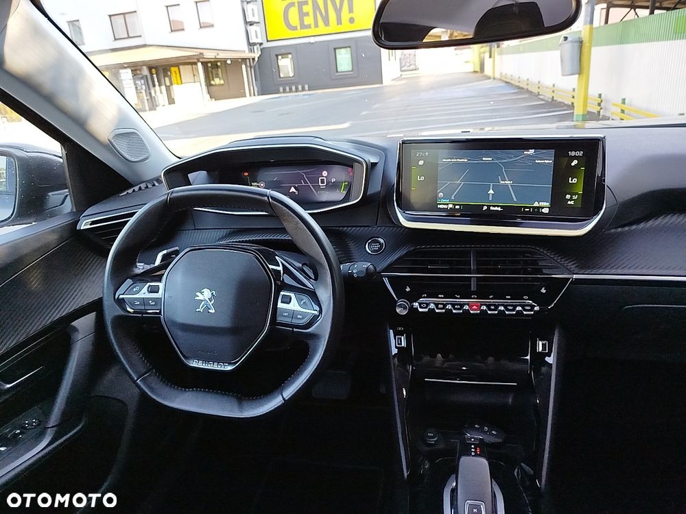 Peugeot 2008 PureTech 130 EAT8 Allure - 12