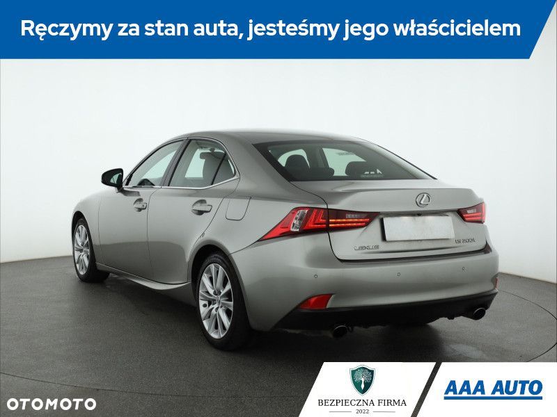 Lexus IS - 5