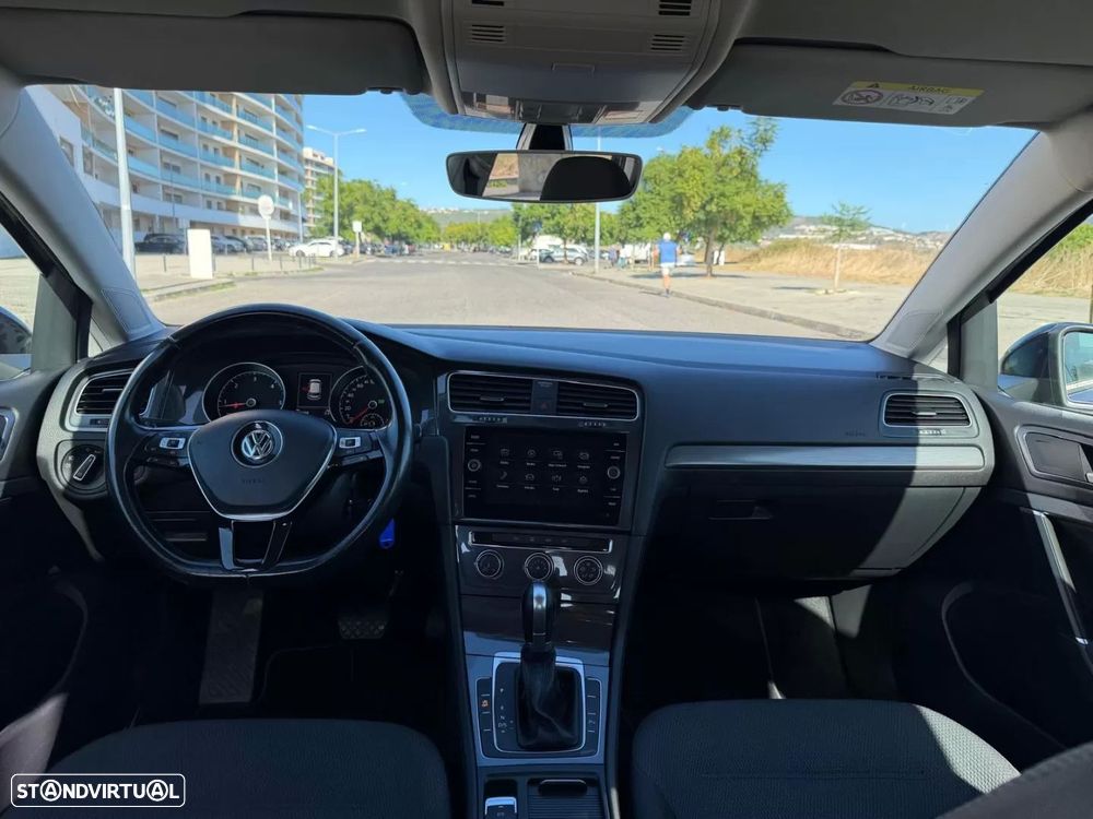 VW Golf 1.6 TDi (BlueMotion ) DSG Trendline - 21