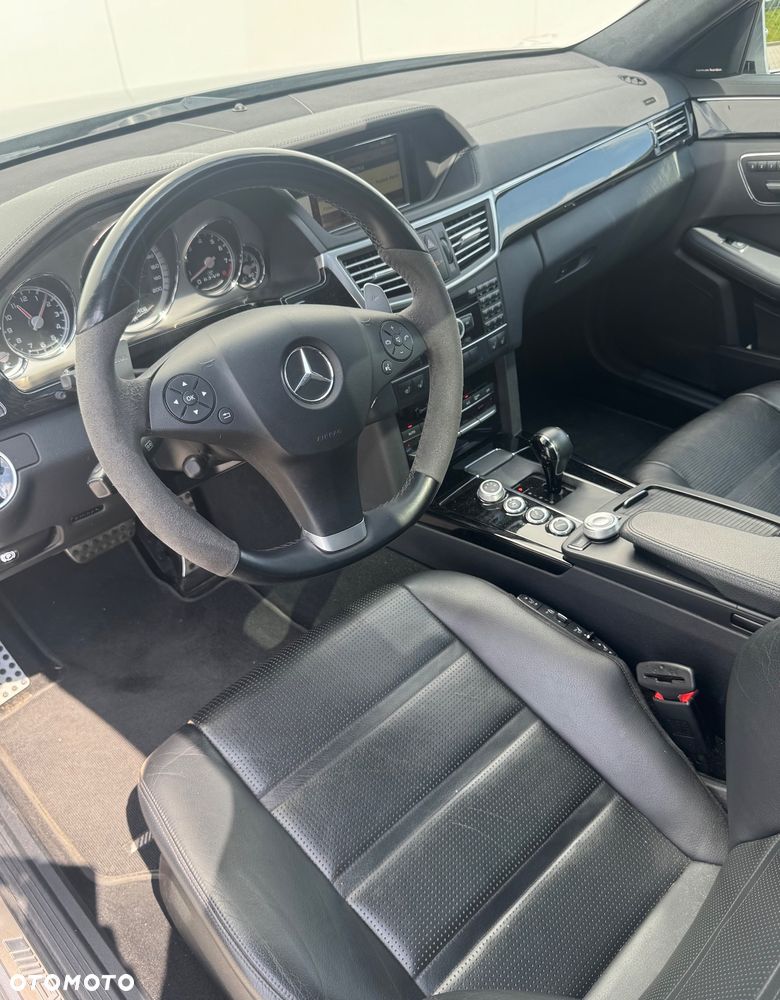 Mercedes-Benz Klasa E 63 AMG AMG Speedshift 7G-MCT - 20