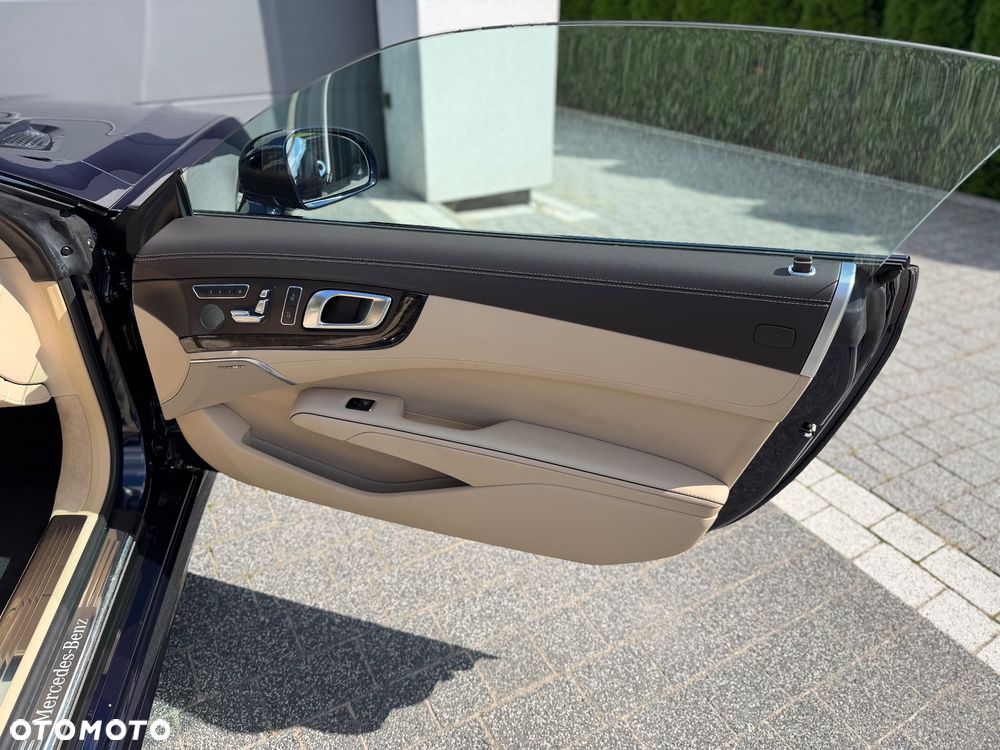 Mercedes-Benz SL 400 7G-TRONIC - 9