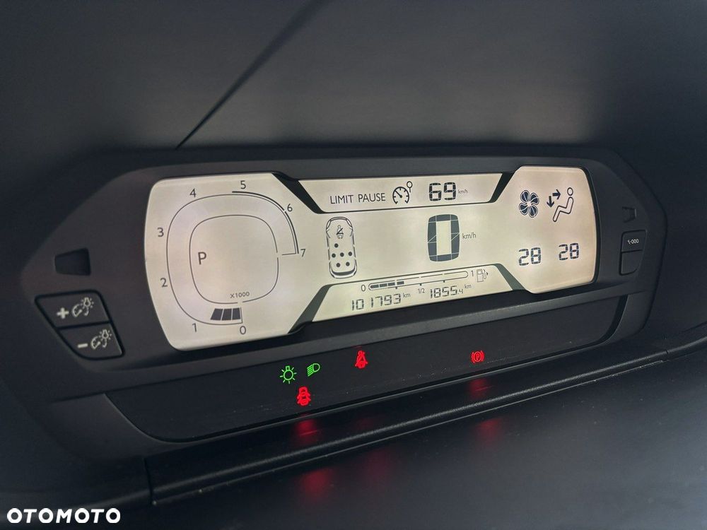 Citroën C4 Grand Picasso - 14