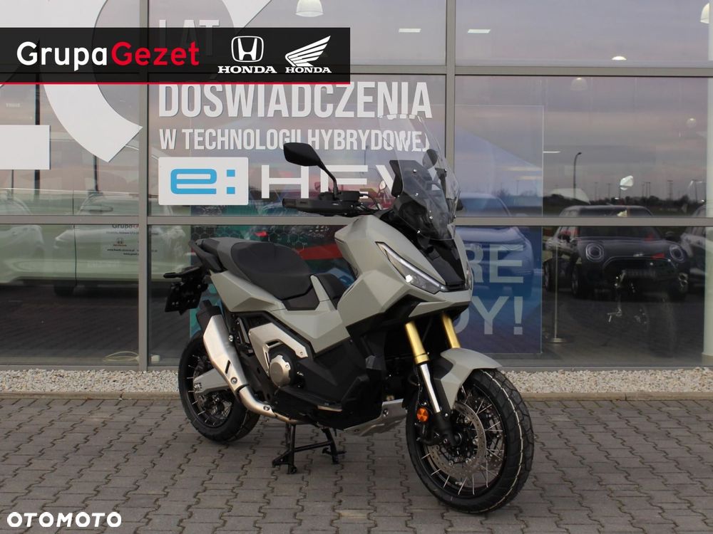 Honda X-ADV - 1