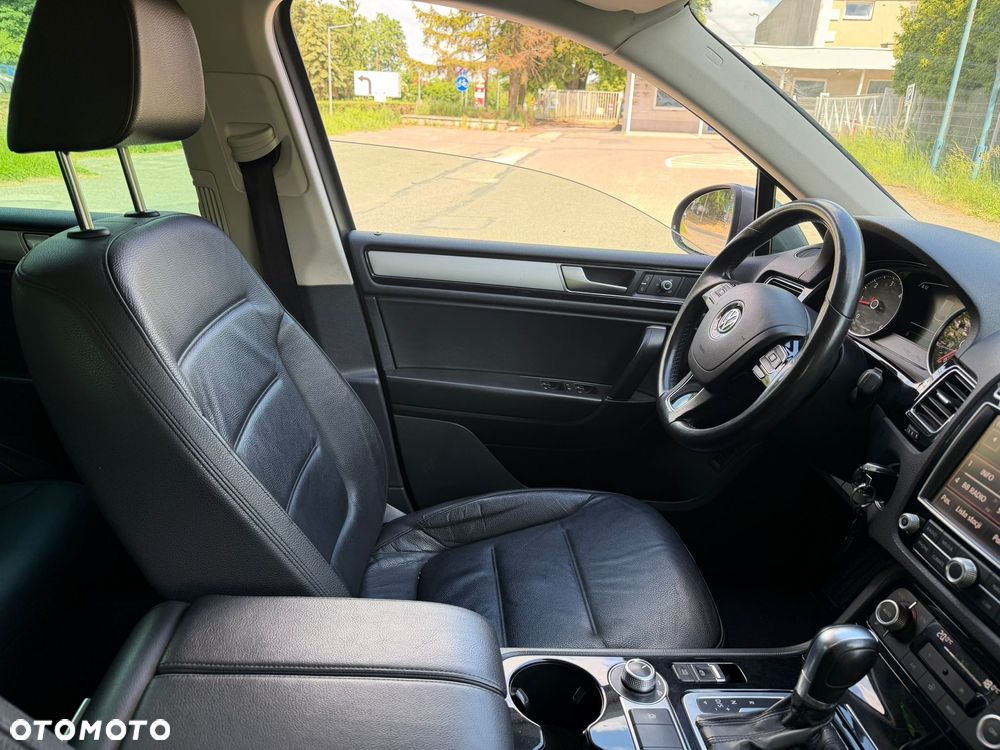 Volkswagen Touareg - 28