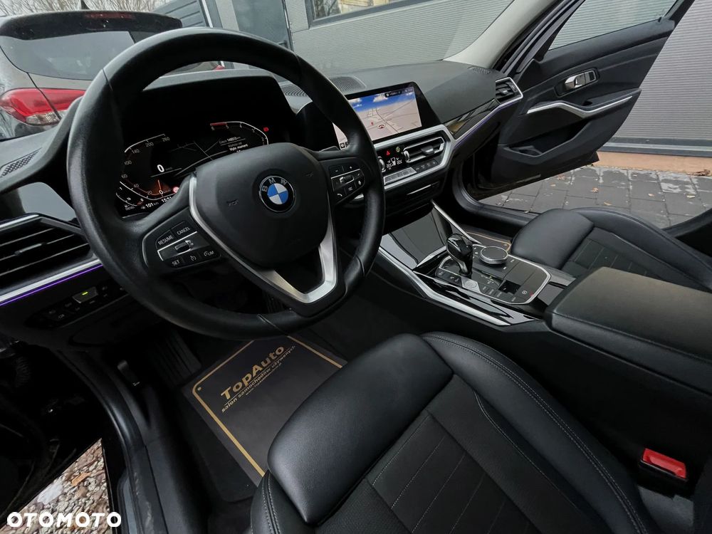 BMW Seria 3 320d Edition M Sport Shadow - 20