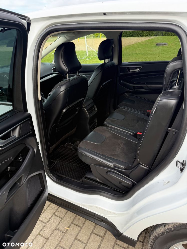 Ford S-Max - 8