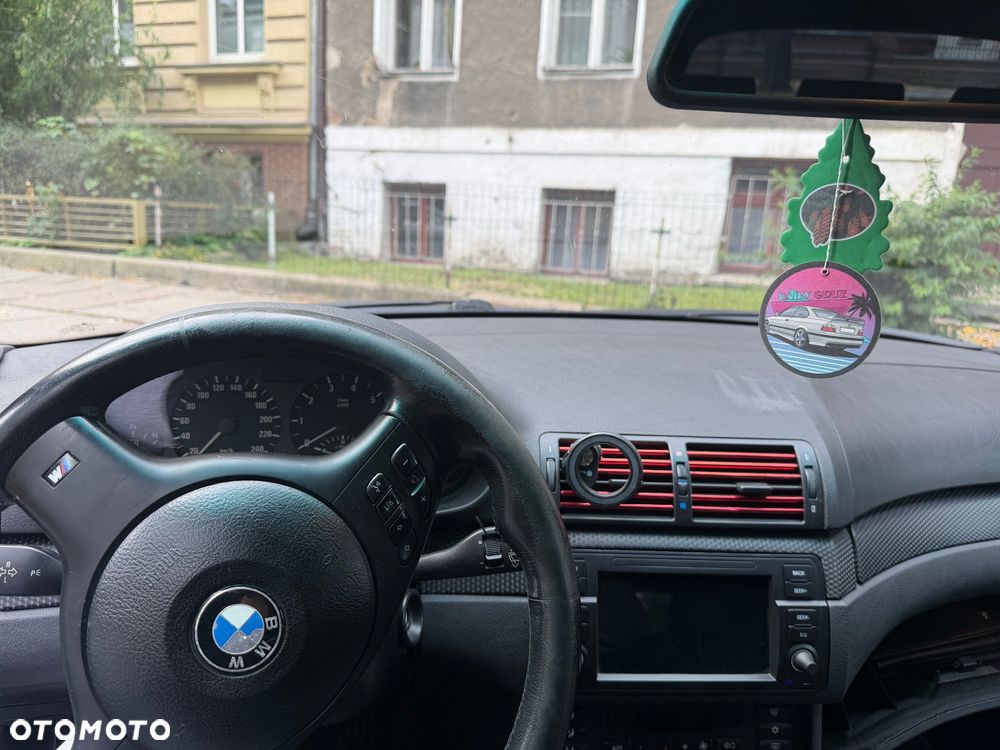 BMW Seria 3 318i - 10