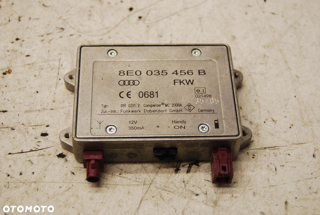 WZMACNIACZ ANTENY 8E0035456B AUDI A4 B7 A6 C6 8E0035456 8E0035456D - 1