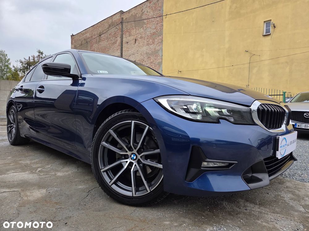 BMW Seria 3 320d Sport Line - 5