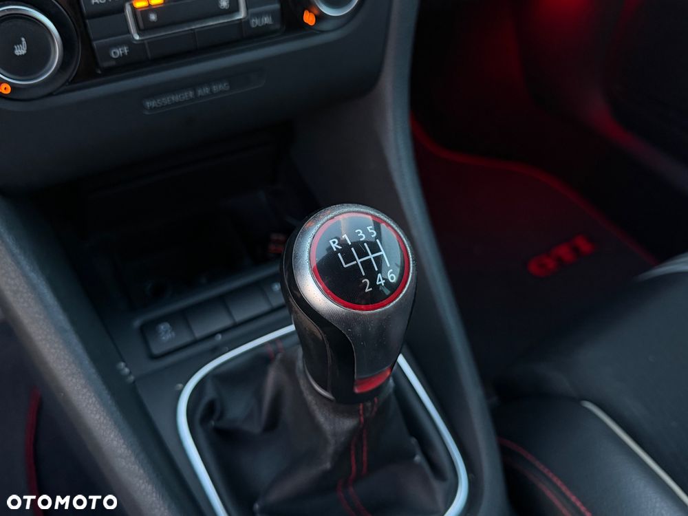 Volkswagen Golf GTI 2.0 TSI OPF Performance - 15