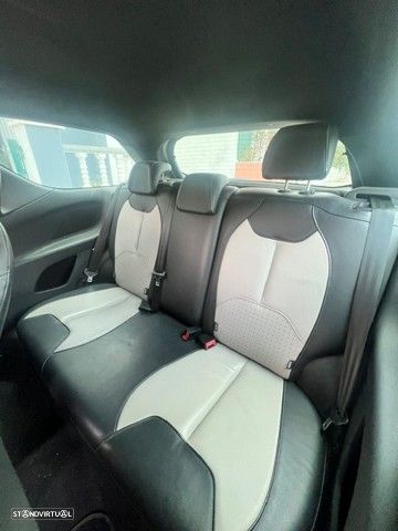 Citroën DS3 1.6 HDi Airdream Sport Chic - 4
