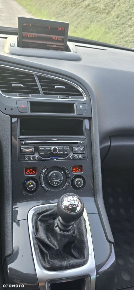 Peugeot 5008 1.6 HDi Premium - 19