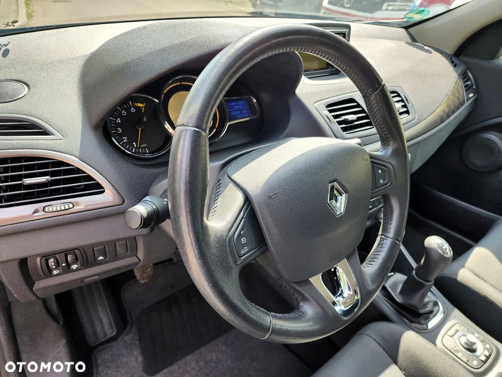 Renault Megane 1.6 16V 100 Paris - 19