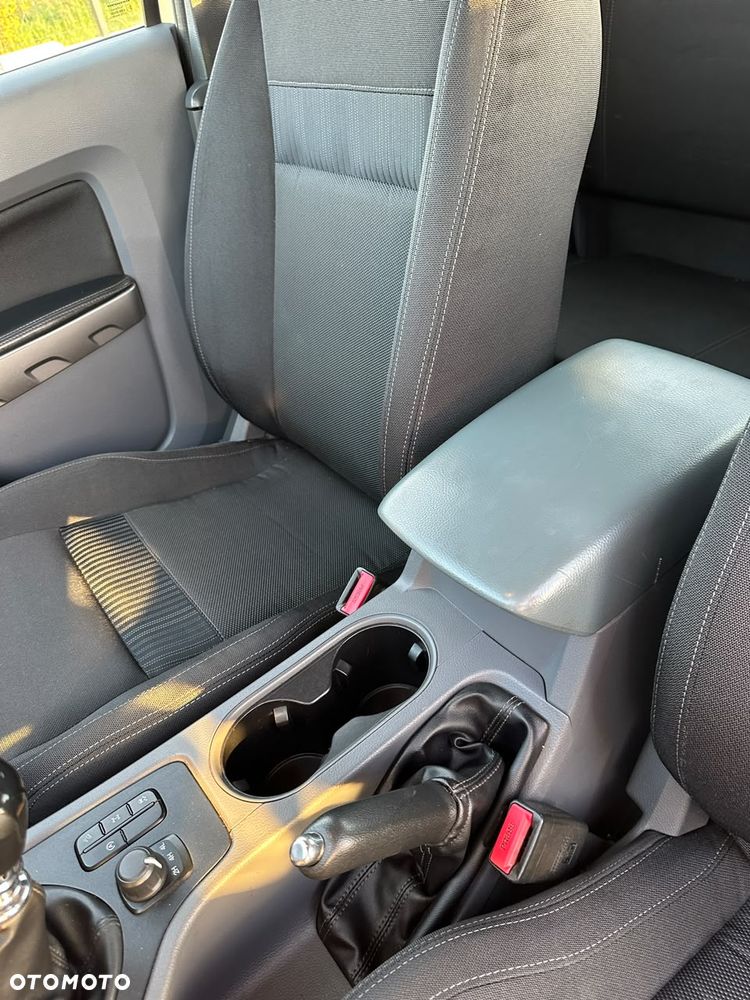 Ford Ranger XLT - 18