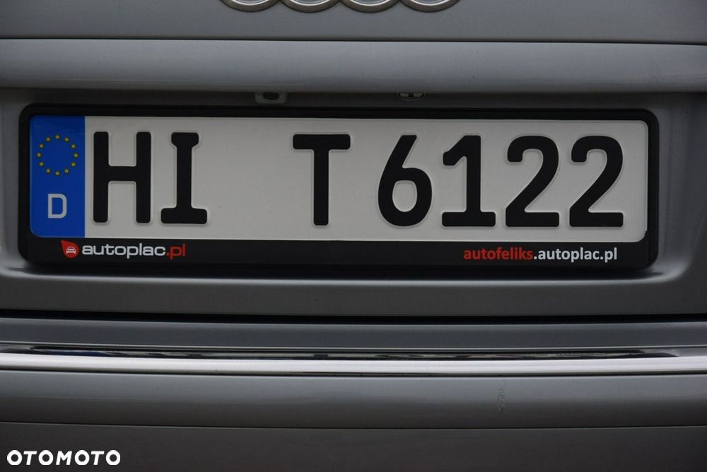 Audi S8 - 13