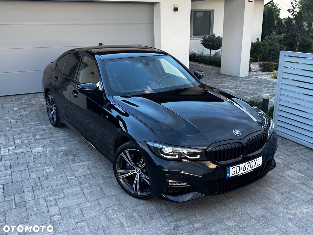 BMW Seria 3 330e xDrive M Sport sport - 1
