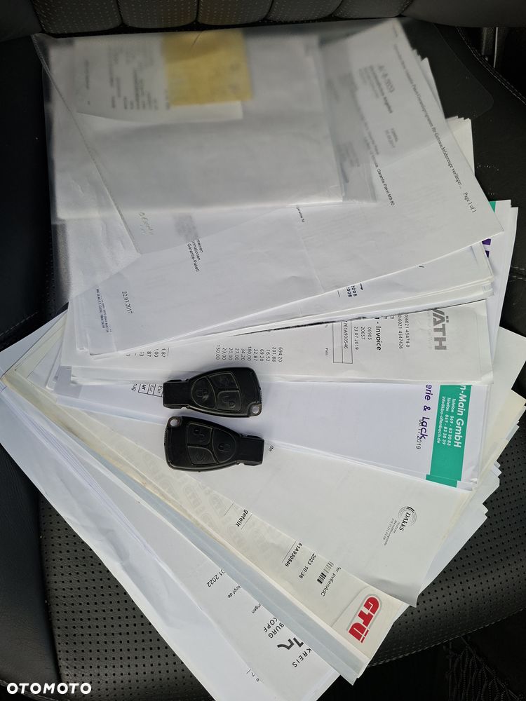 Mercedes-Benz Klasa E 55 AMG Automatik - 40